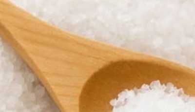 What Happens to Your Body When You Take a Pinch of Salt Before Bed? A Simple Habit Worth Trying