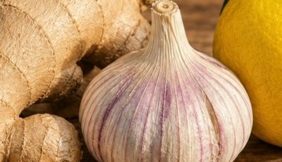 Grated ginger + onion + garlic + lemon juice  Just one teaspoon… and your